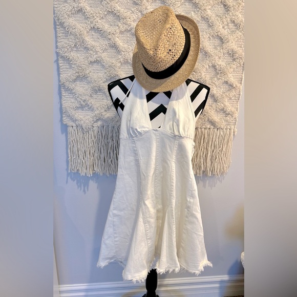 Kimchi Blue UO white denim dress size Small - Picture 2 of 4